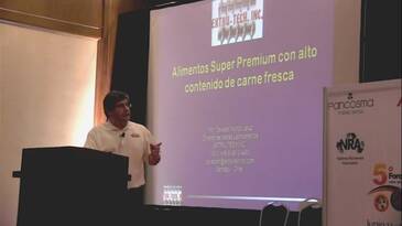 Alimentos Super Premium con alto contenido de carne fresca. Osvaldo Muñoz (Extrutech)