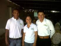 Staff Laboratorio Clínico Veterinario Muñoz.C.A. Charla a productores agropecuarios.
