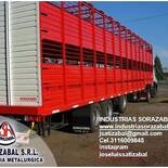 trailer doble piso para confort y rentabilidad en trasporte de ganado
