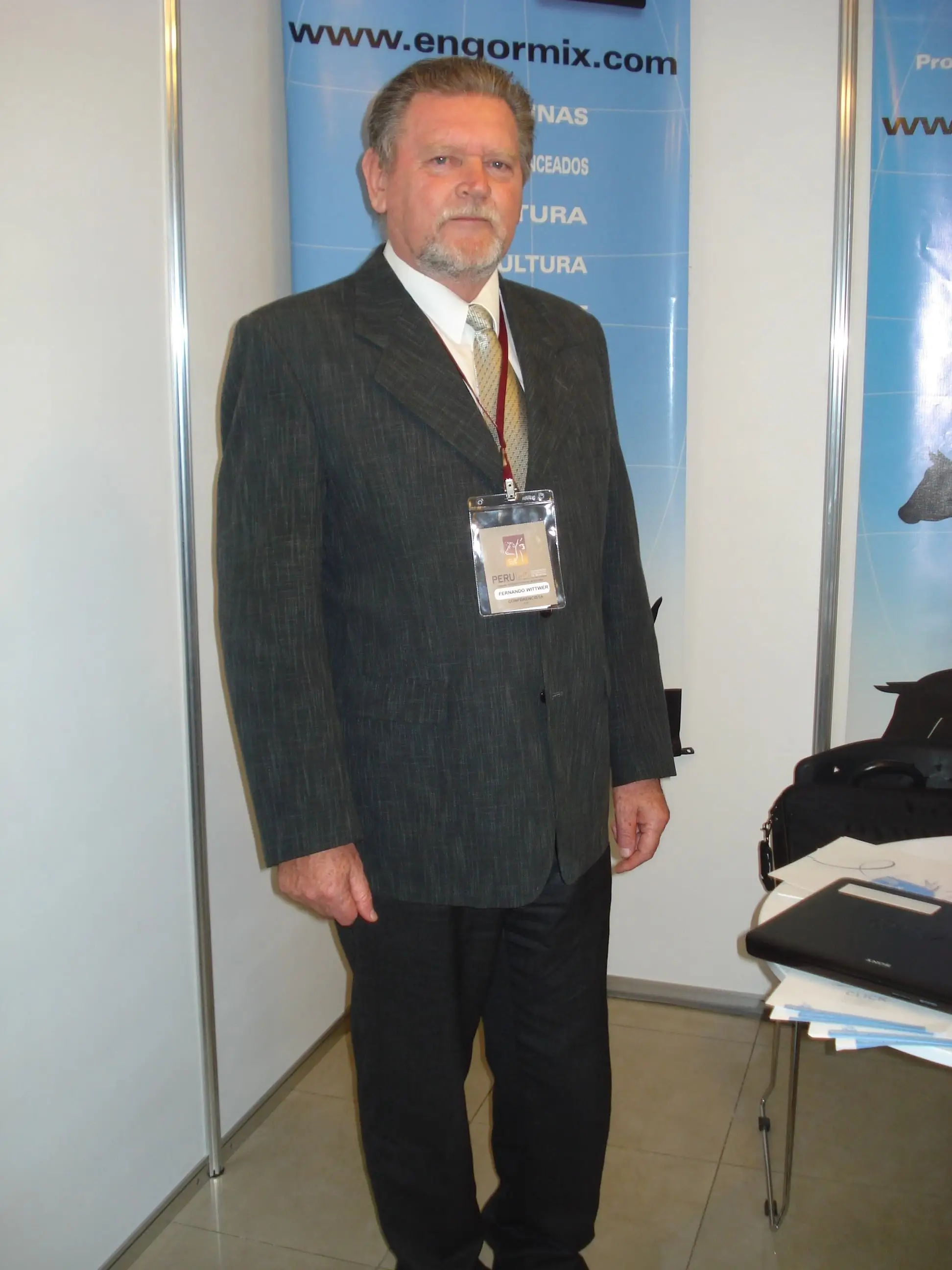 Dr. Fernando Wittwer - Varias