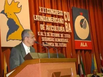Dr. Alberto Ramirez Moreno, actual presidente de ALA -2009 a 2011 - Varias