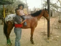 con mi bebe y mi caballo el pocas pecas