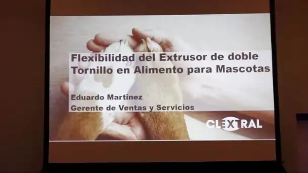 Flexibilidad del extrusor de doble tornillo